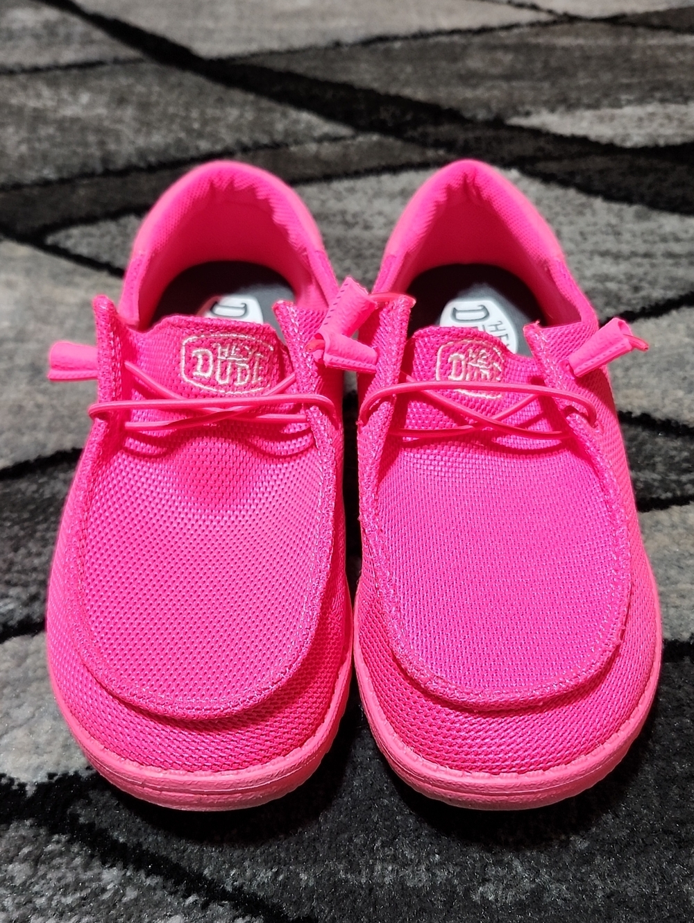 HEY DUDE WENDY FUNK MONO NEON/ELECTRIC PINK SLIP-ON LOAFER SHOES - Picture 3 of 12
